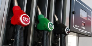 Государство ужесточит правила продажи топлива на заправках